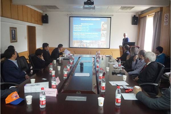 clip_image014.jpg //202.117.3.237:8080/_mediafile/contribute/2016/04/12/1vjxroj2fq.jpg